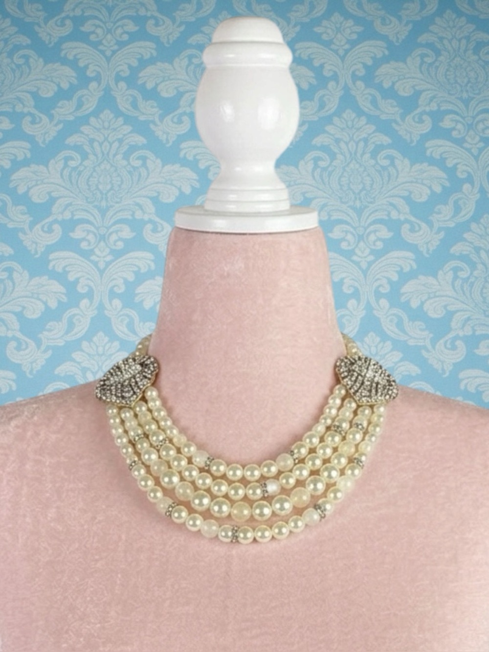 Chloe + Isabel Retro Glam Gatsby Deco Baroque Bridal Pearl Rhinestone Necklace